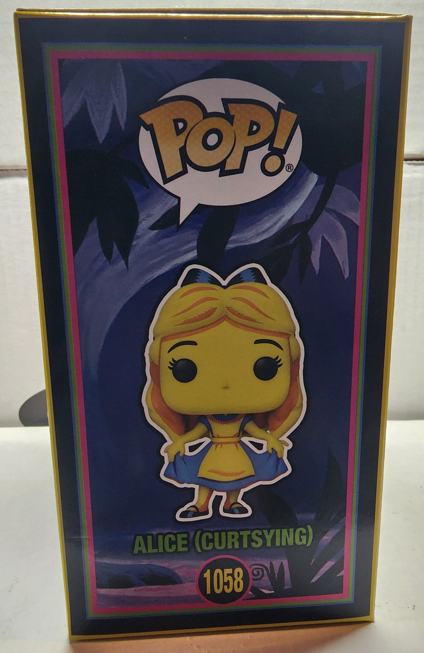 POP ALICE IN WONDERLAND ALICE (CURTSYING) #1058 BLACKLIGHT VINYL FIGURE