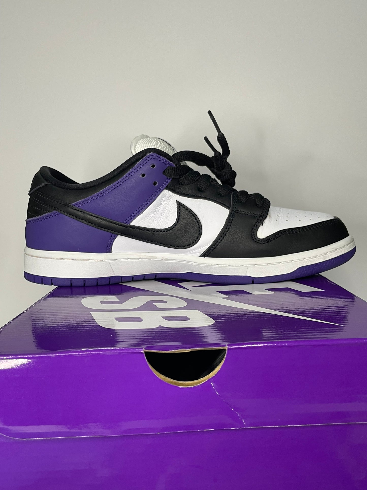 Nike Dunk Low Size 10 Court Purple