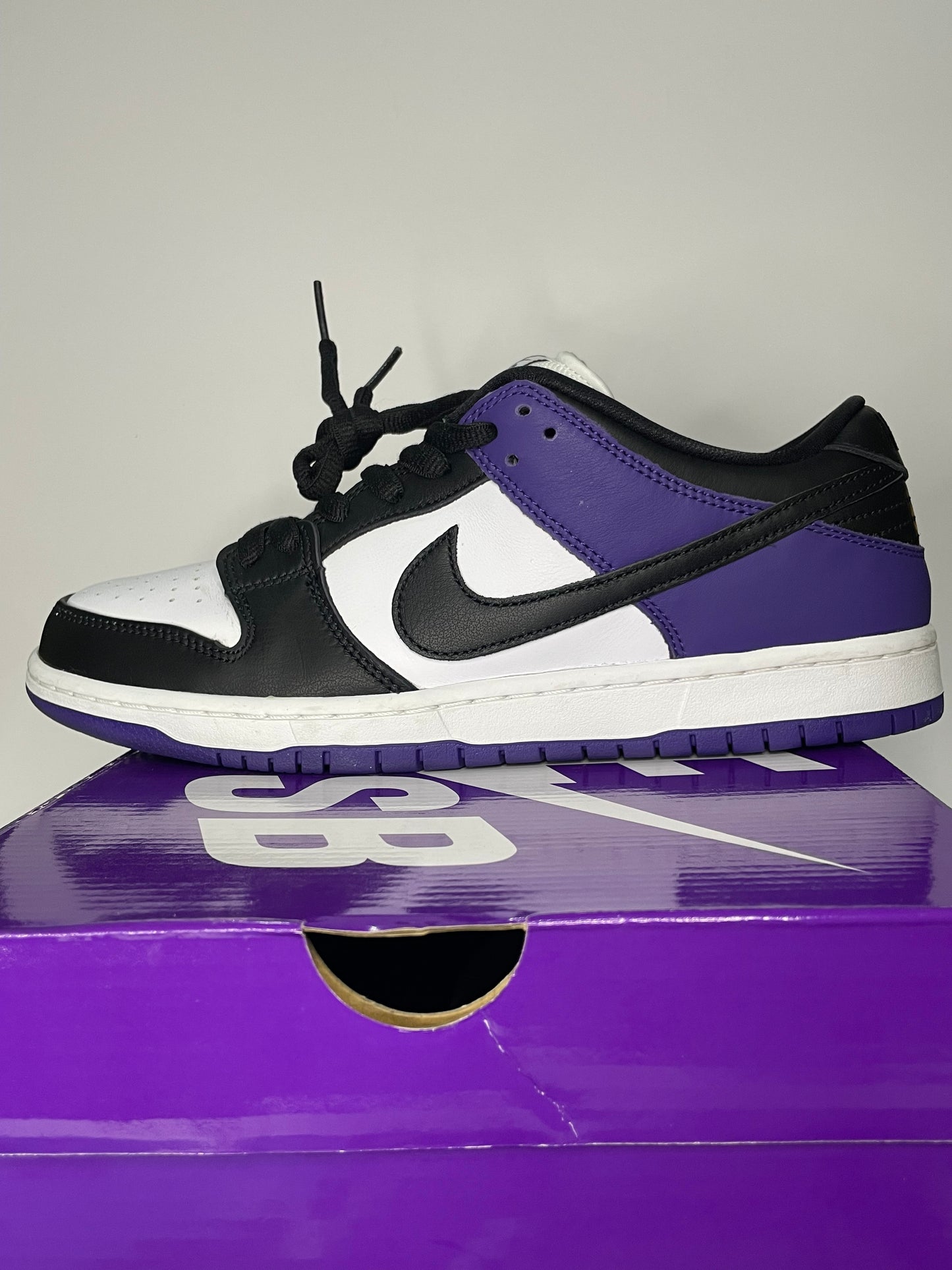 Nike Dunk Low Size 10 Court Purple