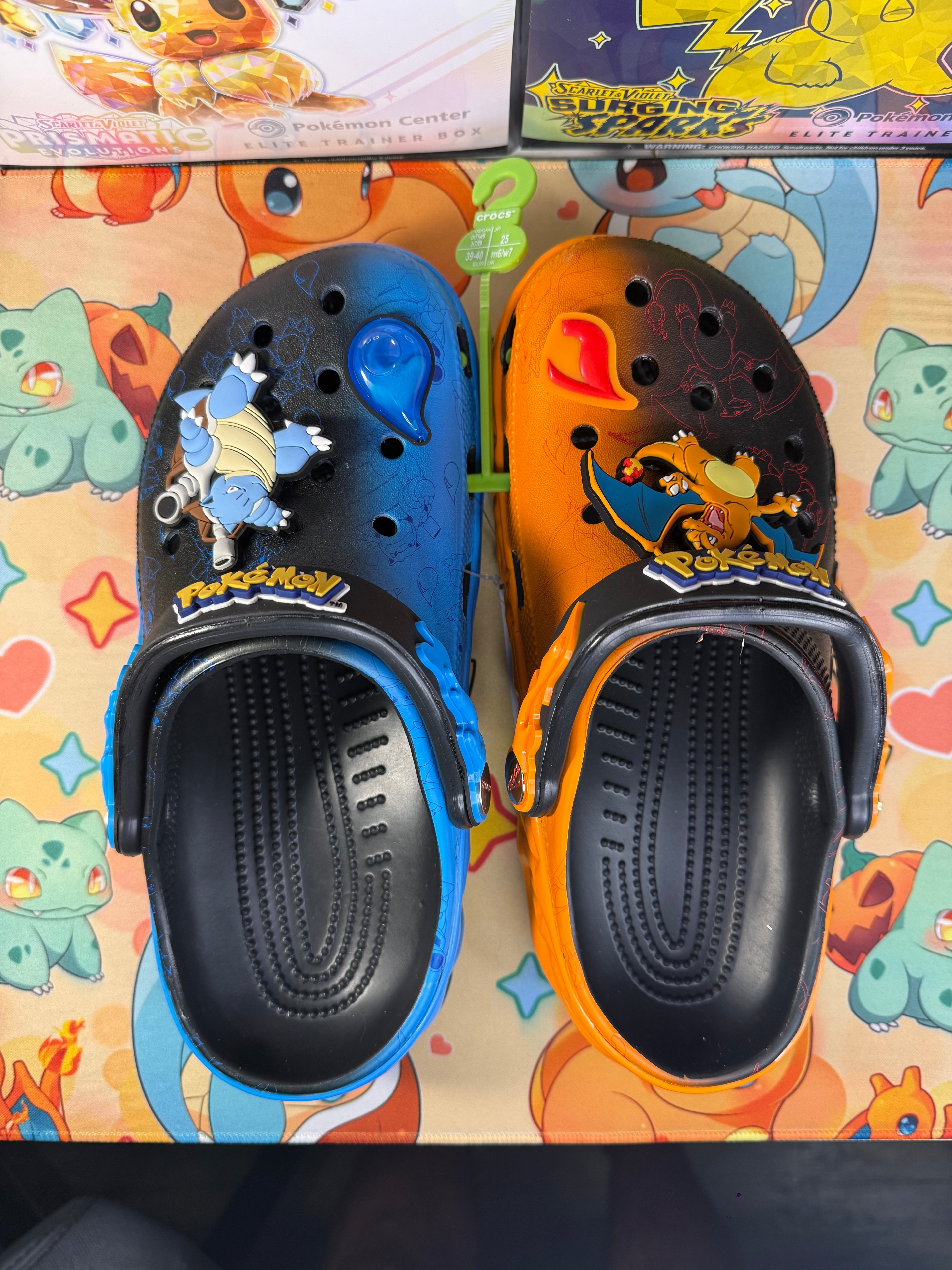 New Pokémon Crocs Versus Clog Mens Size 7 Women Size 9 Charizard Vs Blastoise