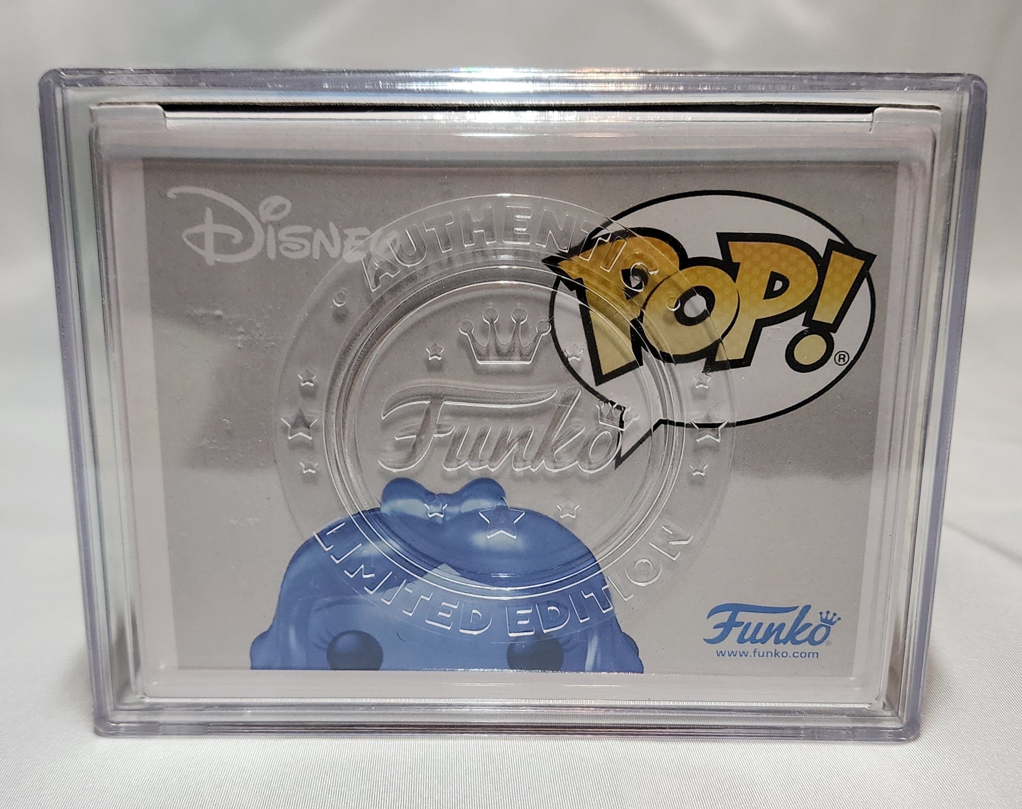 Funko Pop Disney Princess (Translucent Blue) Snow White #1427 Glow in the Dark Limited Edition